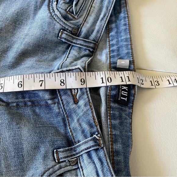 Kut From The Kloth Women's Catherine Boyfriend Jeans Light Blue Denim Size 8 - Picture 12 of 13